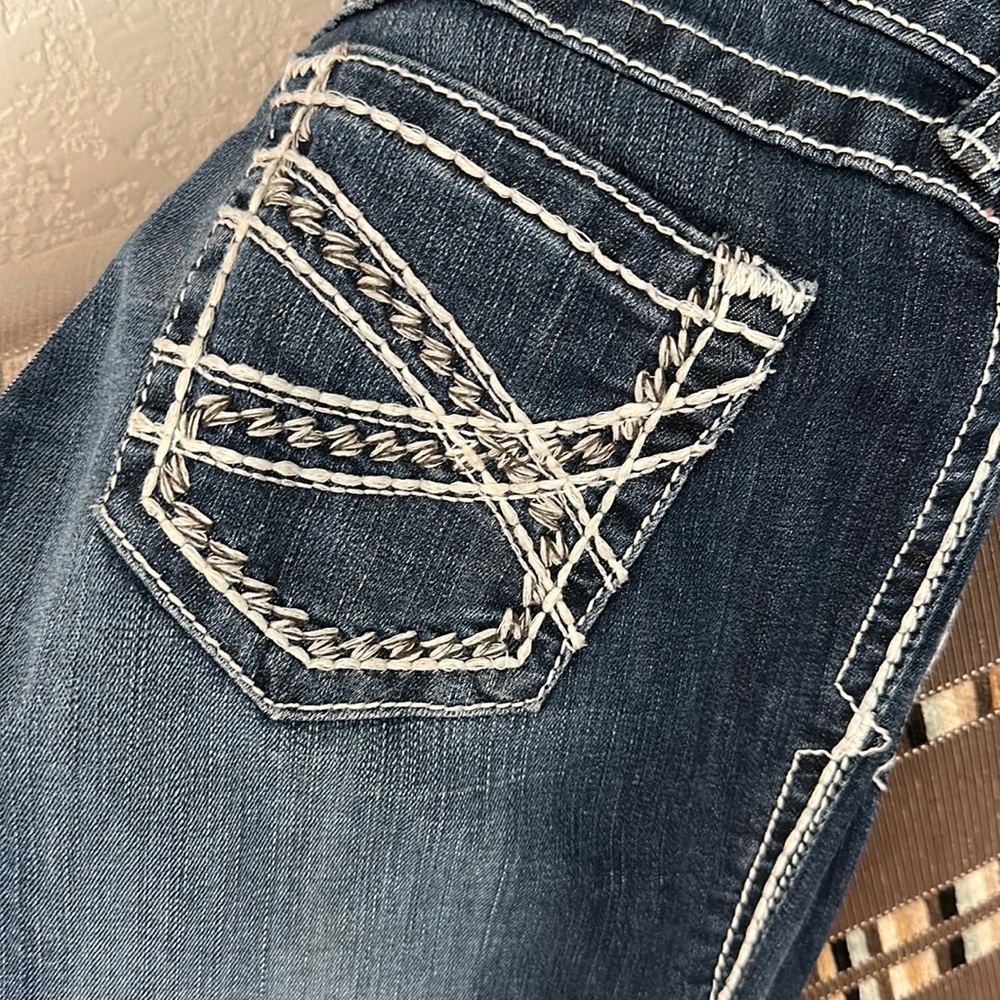 Size 27 Ariat jeans